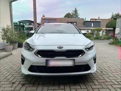 Gebraucht Kia Ceed Sportswagon Vision 140 PS (102 kW) 2019 Weiß Kombi
