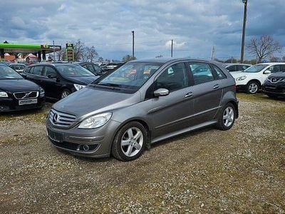 Gebraucht Mercedes B200 140 PS (102 kW) 2005 Grau Van / Kleinbus