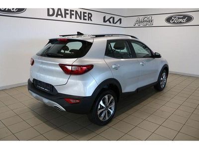 Gebraucht Kia Stonic Vision 101 PS (74 kW) 2024 Silber SUV
