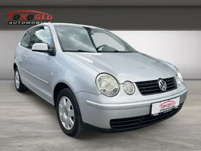 Gebraucht VW Polo Highline 75 PS (55 kW) 2003 Silber Kleinwagen