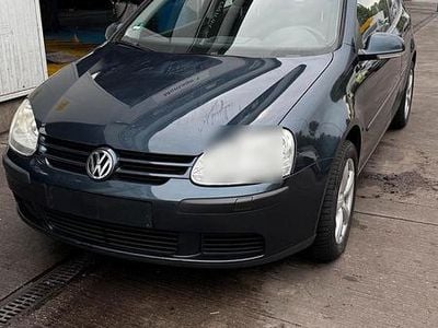 VW Golf V