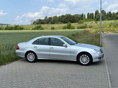 Mercedes E280