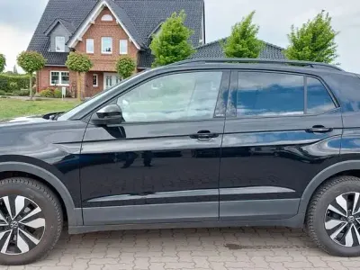 Gebraucht VW T-Cross Move 95 PS (69 kW) 2023 Schwarz SUV