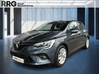Begagnad Renault Clio V Business 91 HK (66 kW) 2022 Grå Sedan