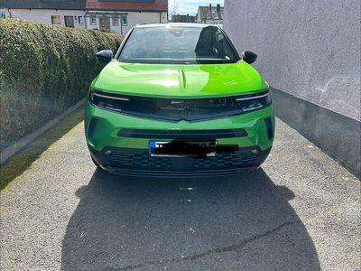 Second-hand Opel Mokka-e 100 kW (136 CP) 2022 Verde SUV
