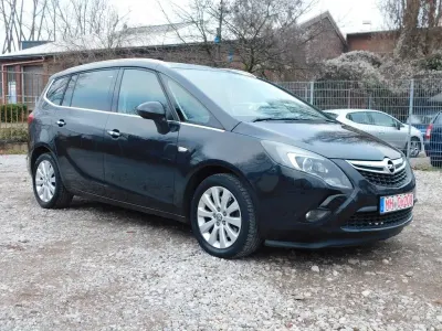 Gebraucht Opel Zafira Tourer Innovation 165 PS (121 kW) 2012 Schwarz Van / Kleinbus