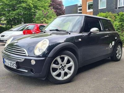 Second-hand Mini ONE 90 CP (66 kW) 2005 Negru Hatchback