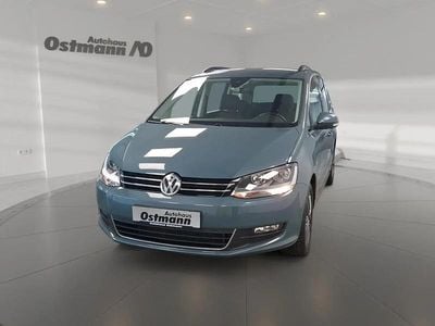 Gebraucht VW Sharan Comfortline 150 PS (110 kW) 2023 Petroleum blue metallic Van / Kleinbus