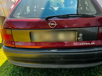 Gebraucht Opel Astra 90 PS (66 kW) 1995 Rot Kleinwagen