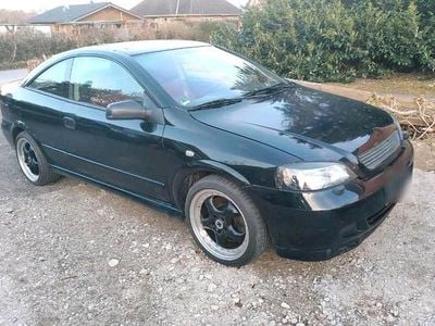 Usata Opel Astra 200 CV (147 kW) 2001 Nero Coupé