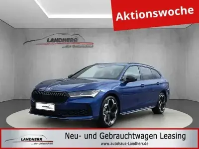 Neu Skoda Superb SportLine 265 PS (194 kW) 2025 Cobalt blau metallic Kombi