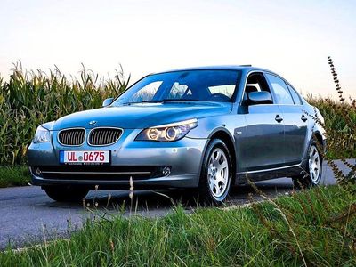 BMW 523