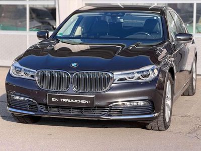 Usata BMW 740 258 CV (189 kW) 2016 Grigio Berlina