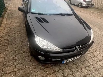 Gebraucht Peugeot 206 CC 109 PS (80 kW) 2006 Schwarz Cabrio