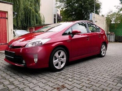 Rot Gebraucht 2012 Toyota Yaris Limousine | 7.200 €