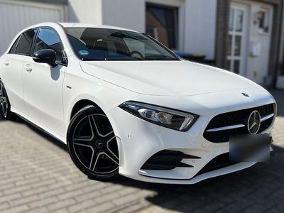 Usata Mercedes A180 AMG Edition 1 136 CV (100 kW) 2022 Bianco Berlina