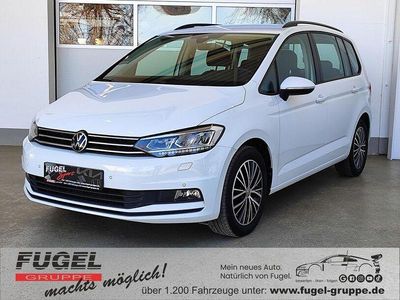 Gebraucht VW Touran Comfortline 122 PS (89 kW) 2022 Pure white Van / Kleinbus