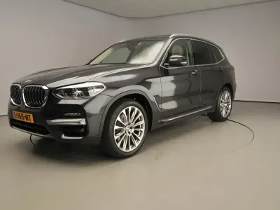 Gebraucht BMW X3 Sport Line 184 PS (135 kW) 2021 Grau SUV