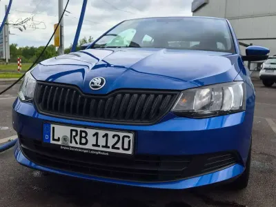 Używany Skoda Fabia Cool Edition 60 KM (44 kW) 2016 Niebieski Sedan/Limuzyna