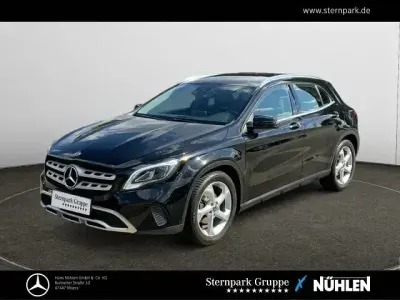 Gebraucht Mercedes GLA180 122 PS (89 kW) 2018 Schwarz SUV