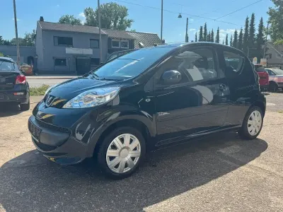 Gebraucht Peugeot 107 Filou 68 PS (50 kW) 2006 Schwarz Kleinwagen