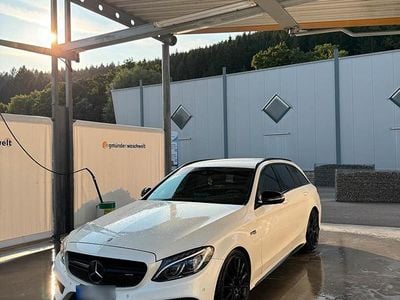 Gebraucht Mercedes C450 AMG 367 PS (269 kW) 2016 Weiß Kombi