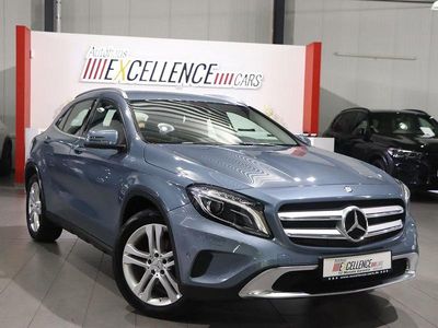 Blau Gebraucht 2015 Mercedes GLA200 Urban SUV | 15.111 € (Fairer Preis)