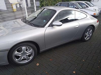 Porsche 911 Carrera 4