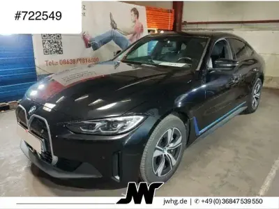 Gebraucht BMW i4 250 kW (340 PS) 2022 Black sapphire metallic Limousine