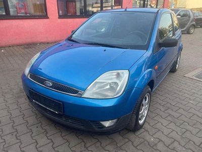 Gebraucht Ford Fiesta 69 PS (50 kW) 2004 Blau Kleinwagen
