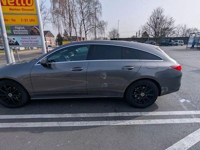 Gebraucht Mercedes CLA180 Shooting Brake 136 PS (100 kW) 2019 Grau Kombi