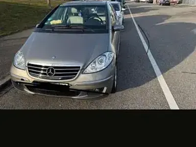 Gebraucht Mercedes A150 Avantgarde 129 PS (94 kW) 2006 Silber Van / Kleinbus