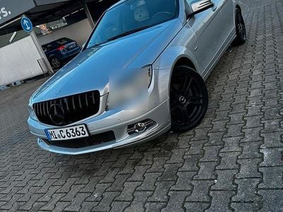 Gebraucht Mercedes C200 184 PS (135 kW) 2009 Silber Limousine
