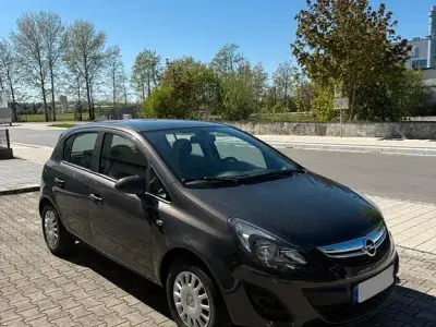 Używany Opel Corsa 86 KM (63 kW) 2014 Szary Hatchback