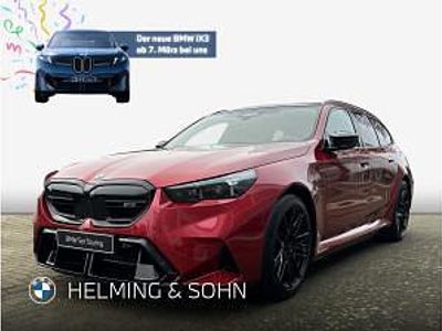 Neu BMW M5 727 PS (534 kW) 2026 Rot (fire red metallic) Kombi