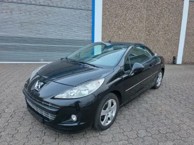 Gebraucht Peugeot 207 CC Filou 120 PS (88 kW) 2011 Schwarz Cabrio