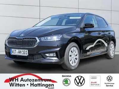 Gebraucht Skoda Fabia Essence 80 PS (58 kW) 2026 Blackmagic perleffekt Kleinwagen