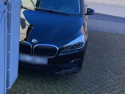 Gebraucht BMW 218 Active Tourer 150 PS (110 kW) 2021 Schwarz Van / Kleinbus