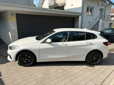 Gebraucht BMW 118 136 PS (100 kW) 2020 Weiß Limousine