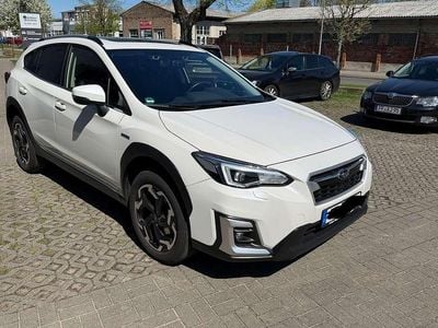Second-hand Subaru XV Platinum 150 CP (110 kW) 2020 Alb SUV