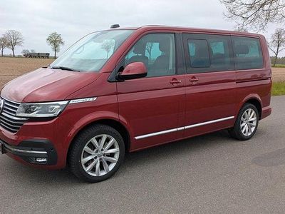 Gebraucht VW Multivan 150 PS (110 kW) 2020 Rot Van / Kleinbus