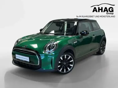 Gebraucht Mini Cooper Classic 136 PS (100 kW) 2021 Grün Kleinwagen