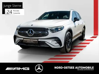 Używany Mercedes GLC200 AMG 204 KM (150 kW) 2025 Biały SUV