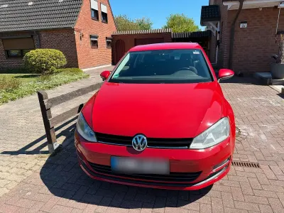 Second-hand VW Golf VII 86 CP (63 kW) 2013 Roșu Hatchback