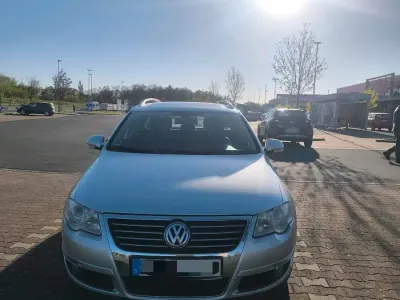 Gebraucht VW Passat Highline 140 PS (102 kW) 2007 Grau Limousine