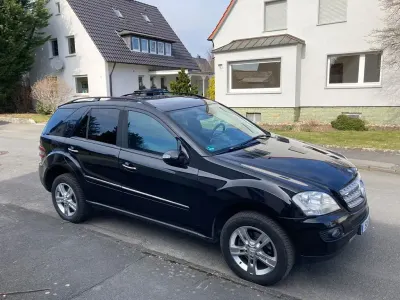 Brugt Mercedes ML350 272 HK (200 kW) 2006 Sort SUV