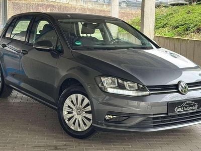 Gebraucht VW Golf VII Trendline 116 PS (85 kW) 2018 Indiumgrau metallic Kleinwagen