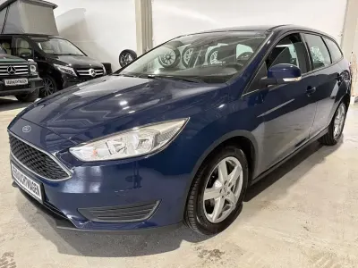 Gebraucht Ford Focus 120 PS (88 kW) 2015 Blau Limousine