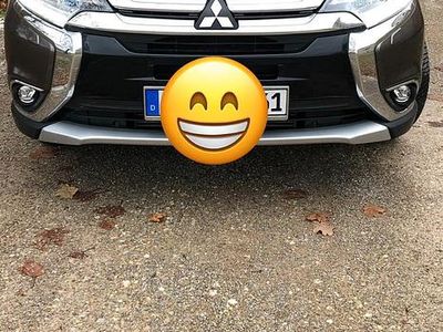 Braun Gebraucht 2018 Mitsubishi Outlander SUV | 15.500 €