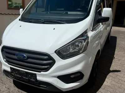 Gebraucht Ford Transit Custom 107 PS (78 kW) 2019 Weiß Van / Kleinbus
